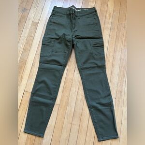 Eddie Bauer Sage Green Cargo Skinny Pants